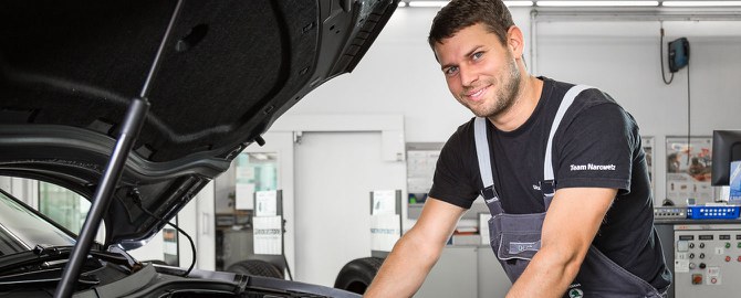 Autohaus Narowetz